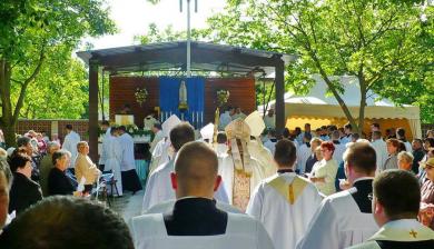 300. jubileumi búcsú Bacsfa-Szentantalon